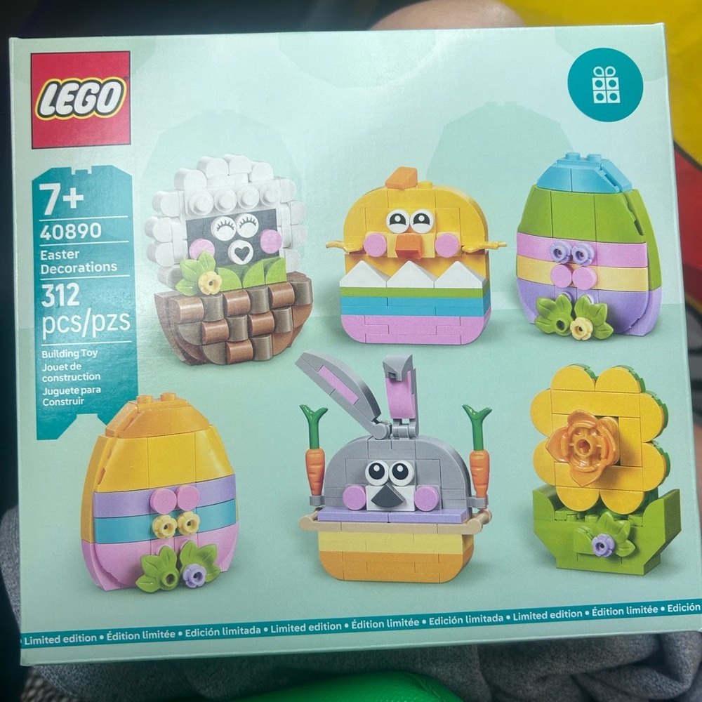 LEGO Easter Decorations Set with Yellow, Pink, Blue, and Green
